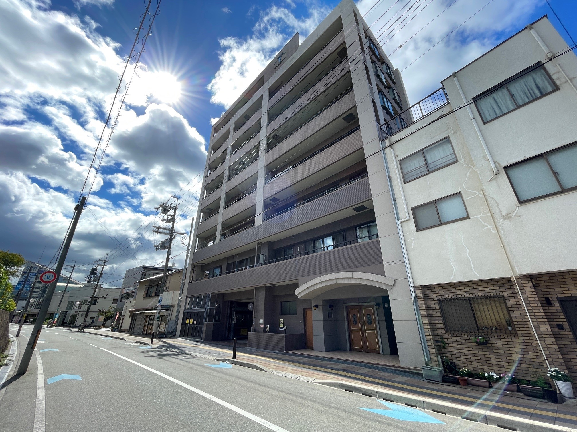 (外観) (外観)
