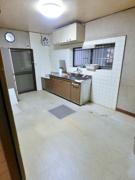 ダイニングキッチン(キッチン)