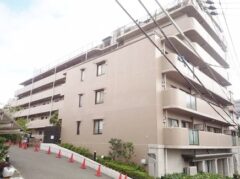 クラウンハイム豊中柴原・モノレール駅前の現地案内会を開催いたします。