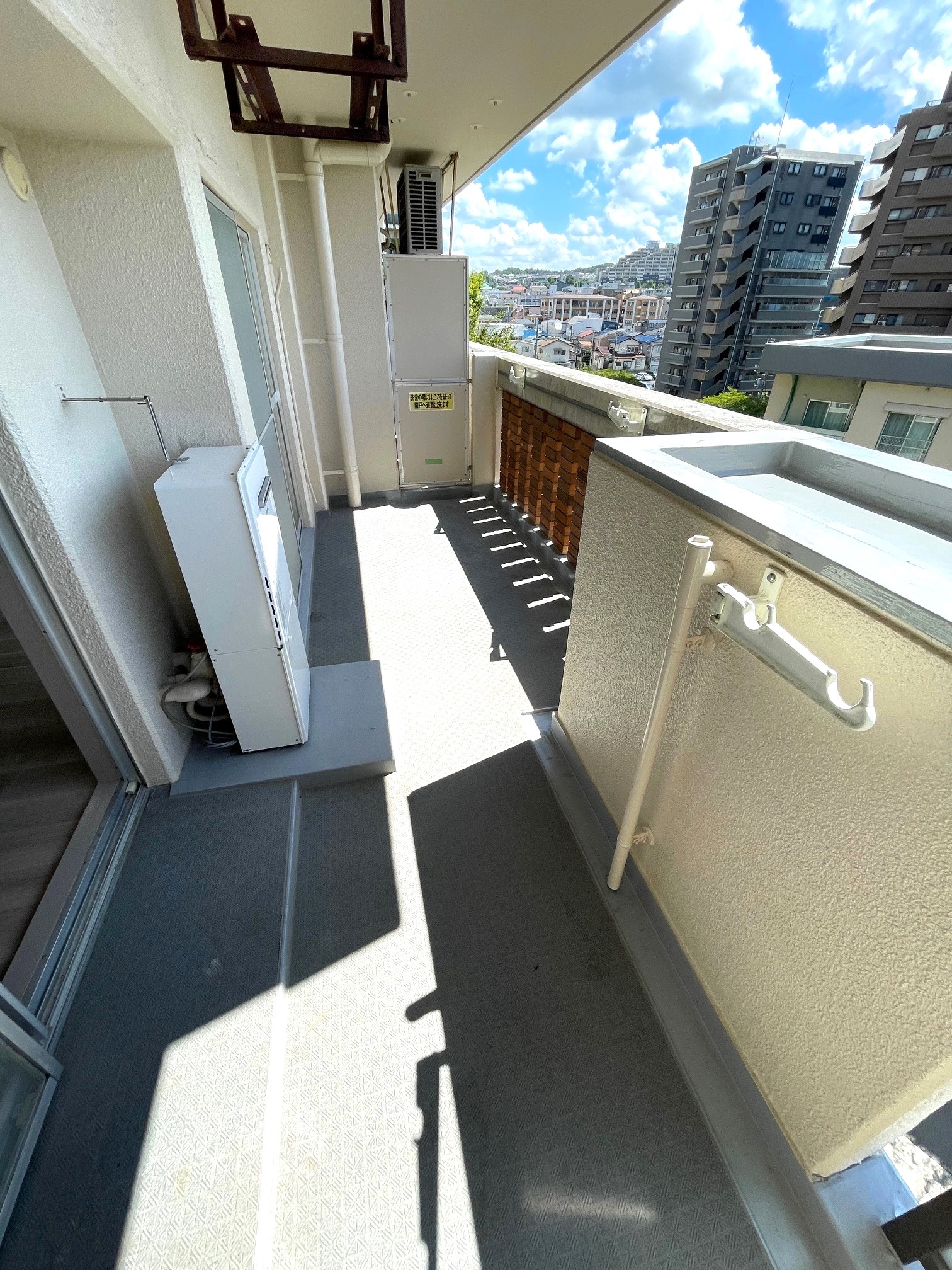 バルコニー バルコニー