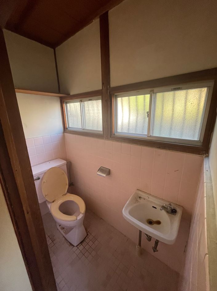 1階トイレ・洗面 1階トイレ・洗面