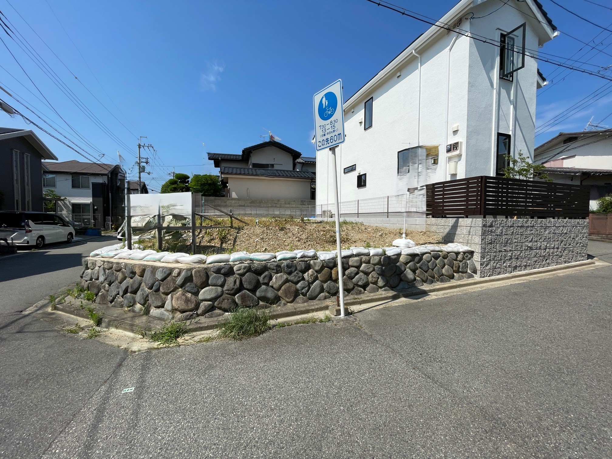 外観＆前面道路(外観)