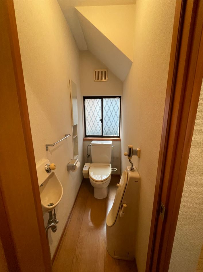 1階トイレ 1階トイレ