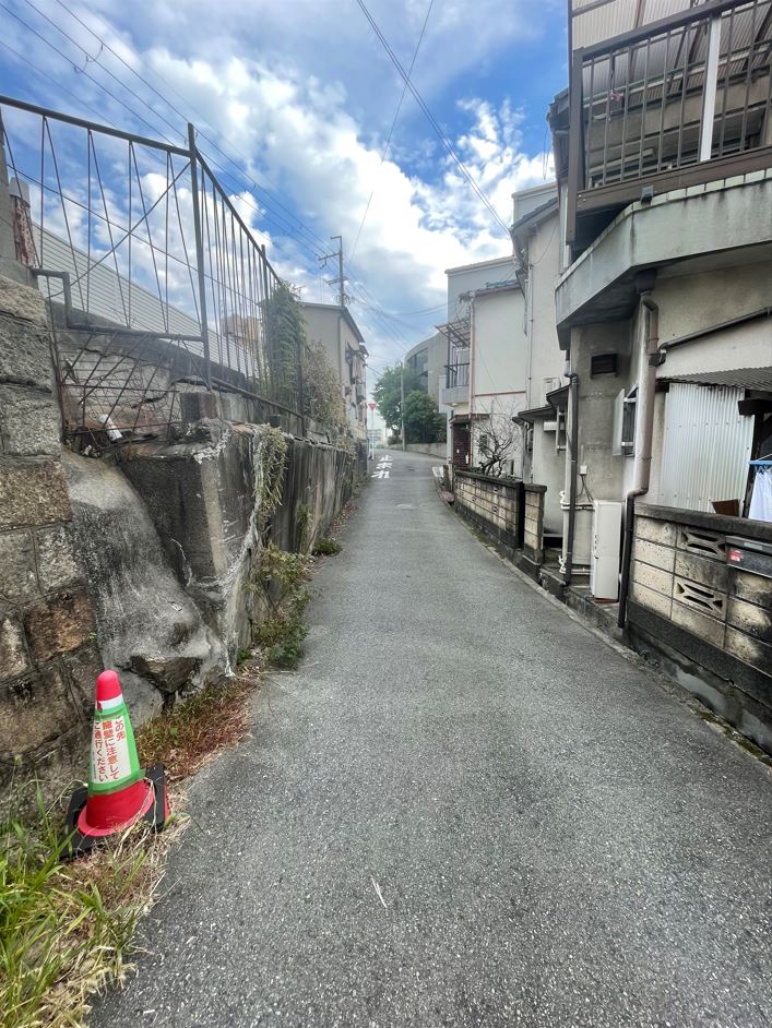西側道路 西側道路