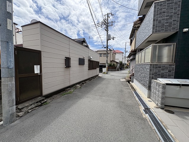 外観・前道(外観)