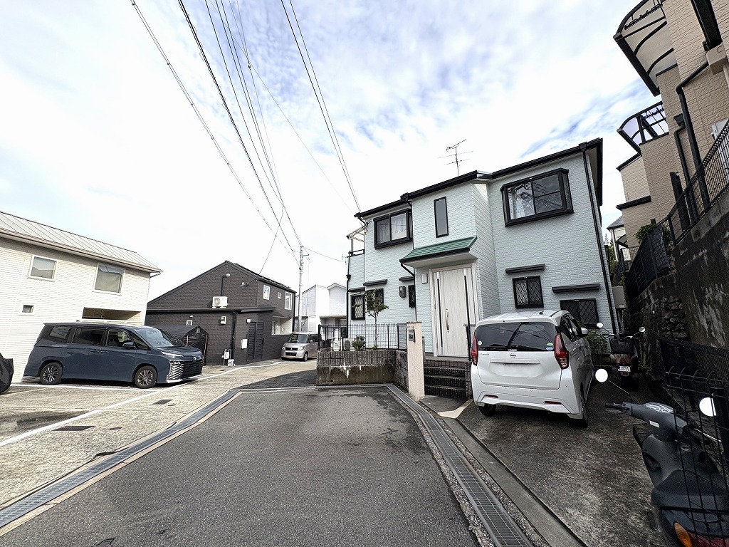 前面道路含む外観(外観) 前面道路含む外観(外観)