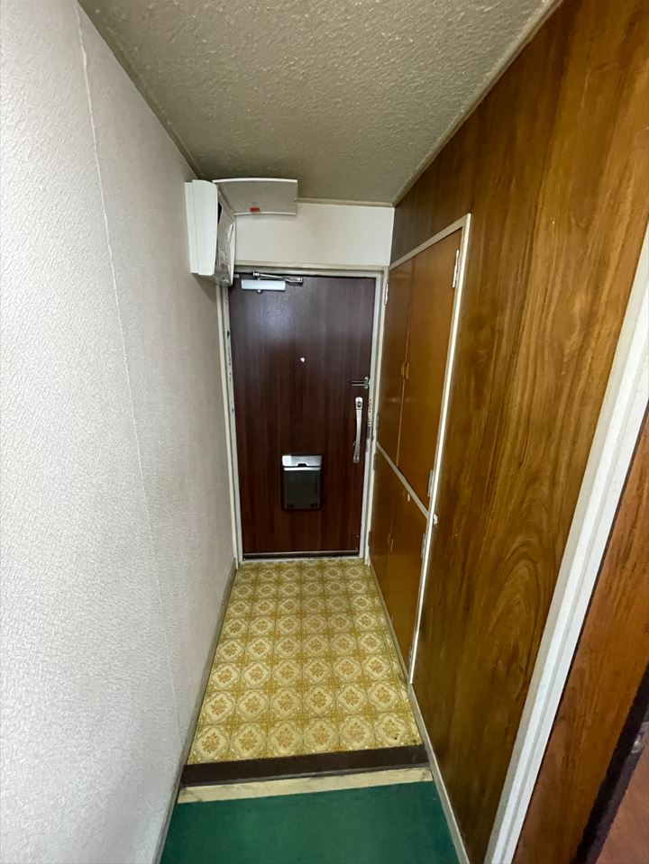 (玄関) (玄関)