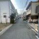 西側前面道路
