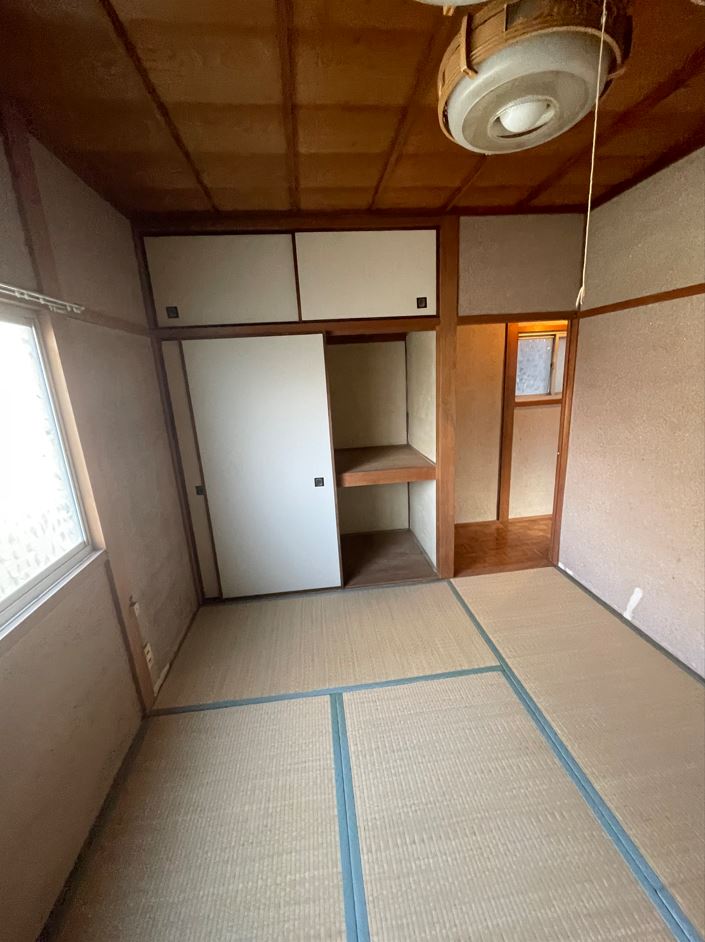 押入 押入